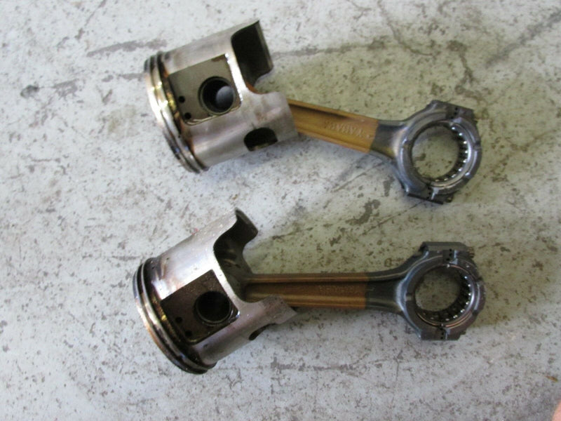 1990 Yamaha saltwater series carbureted 250 ETXD starboard piston and rod 316982