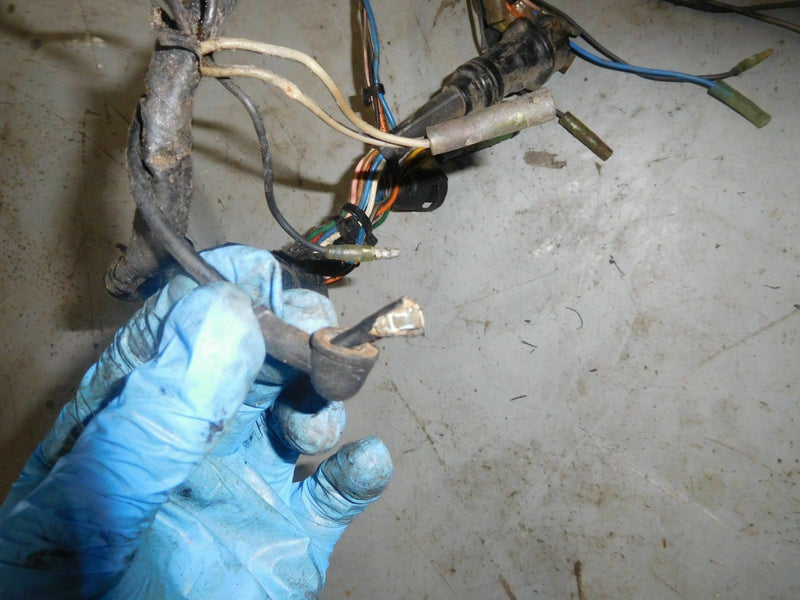 1995 Yamaha 225hp outboard engine wire harness (61A-82590-02-00)