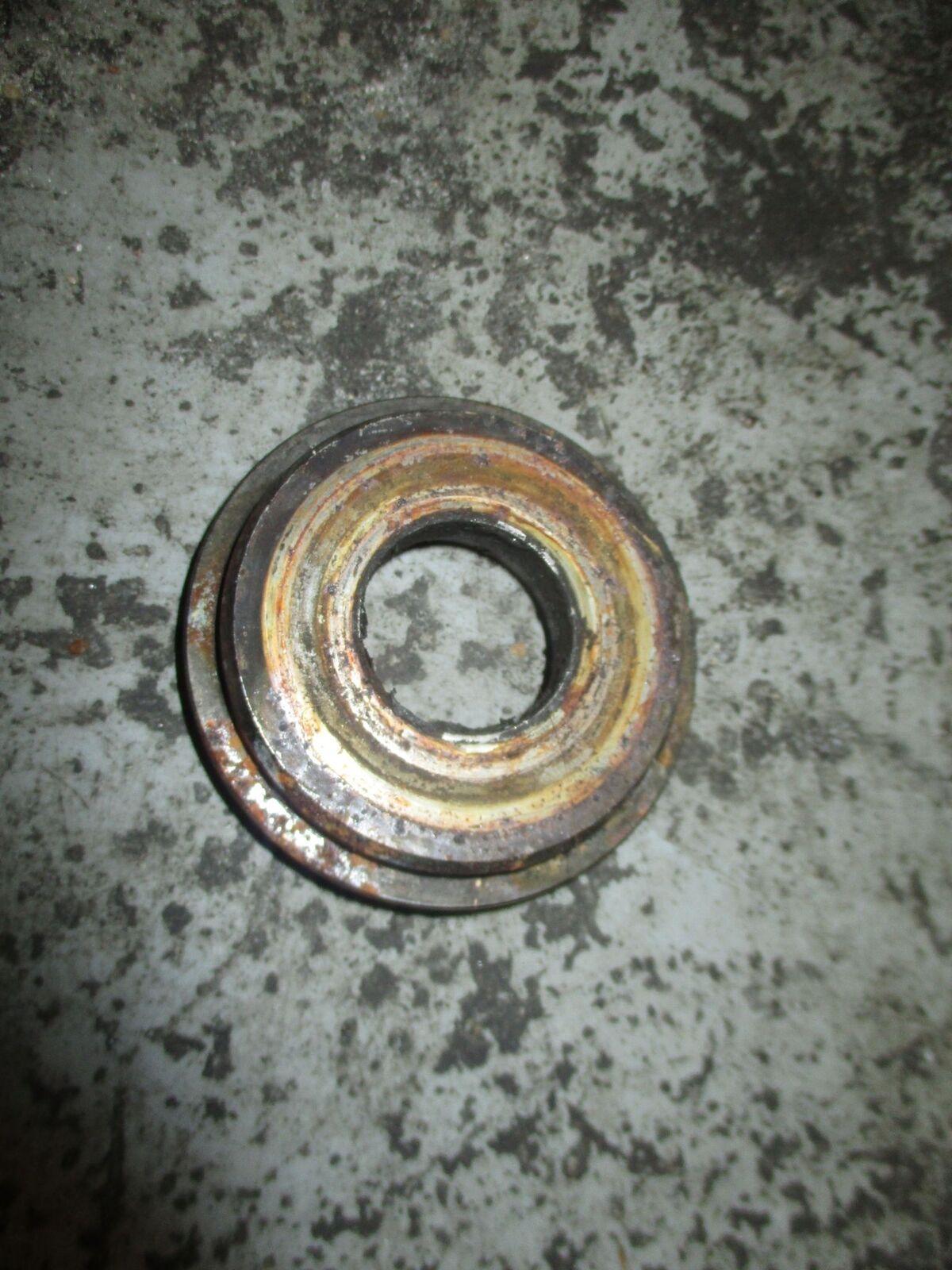 Johnson 90 hp 2 stroke outboard thrust washer