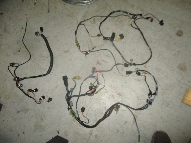 Yamaha V6 200hp 2 stroke outboard engine wiring harness (67H-8259M-00-00)