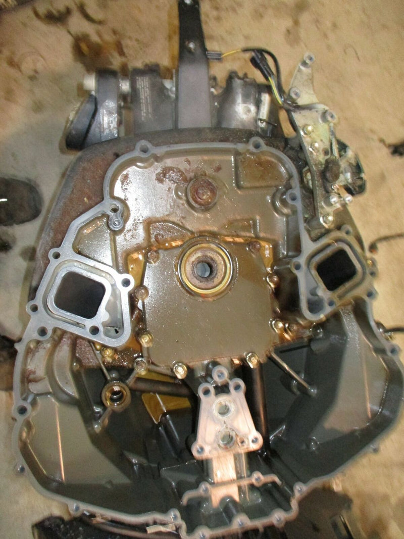 Suzuki DF300 300hp outboard 25" midsection