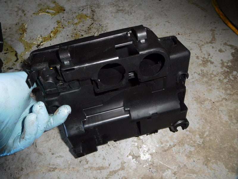 2008 Suzuki DF115 outboard electronics box and cover