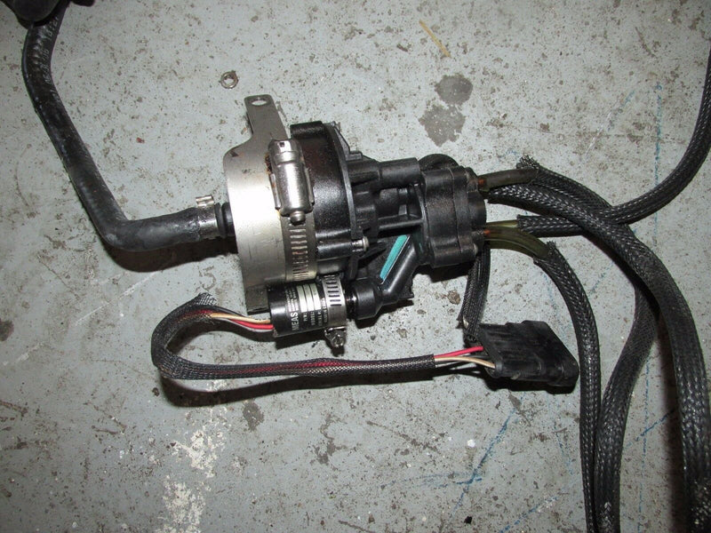 2007 Evinrude outboard E115DPLSUC E-TEC 115hp oil pump 5007232