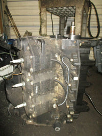 Load image into Gallery viewer, Evinrude Ocean Pro 150hp outboard crankcase powerhead
