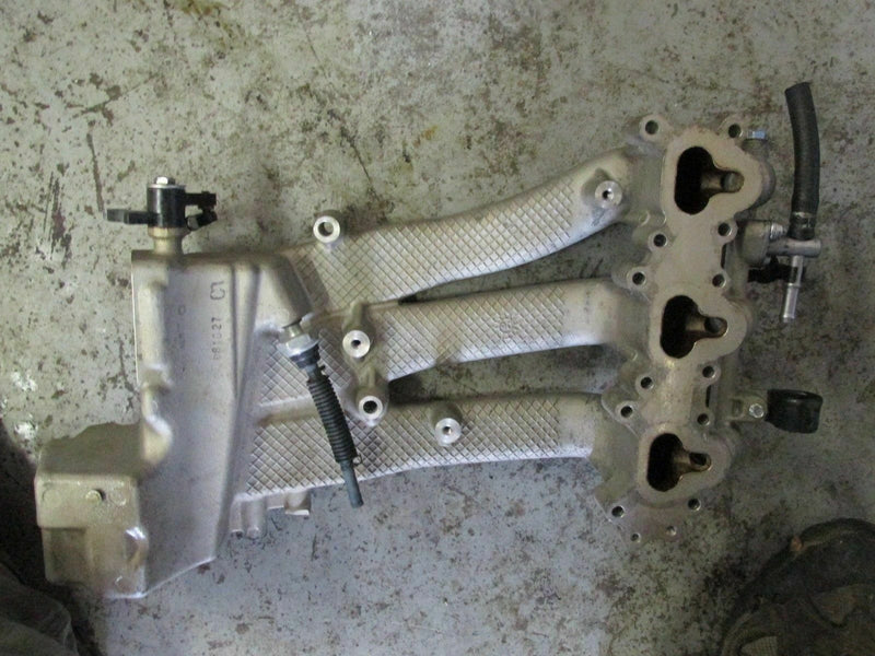 2007 Suzuki 05001F-782806 DF50 hp 4 stroke intake manifold 13111-87J01