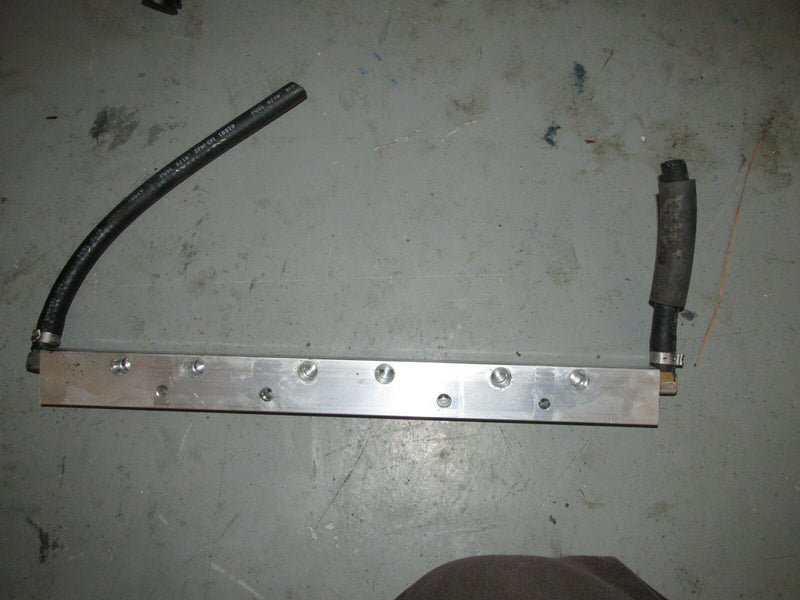 Yamaha 150hp DX150TLRY 2-stroke fuel rail 65L-13938-00-00