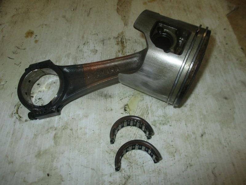 Yamaha 115hp 2 stroke outboard starboard piston and rod (6L1-01)