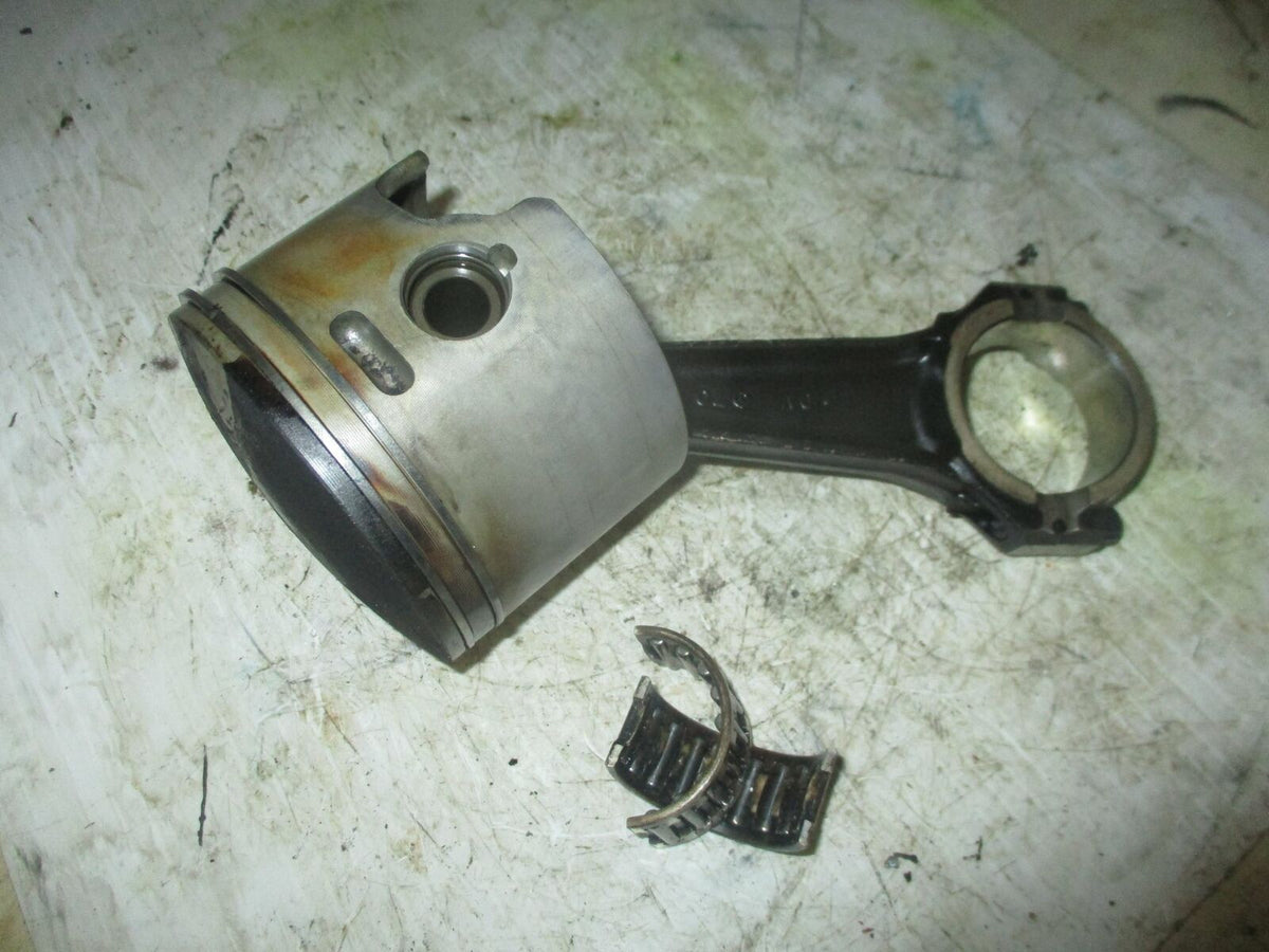 Evinrude 90hp 2 stroke outboard starboard piston and rod (436243)
