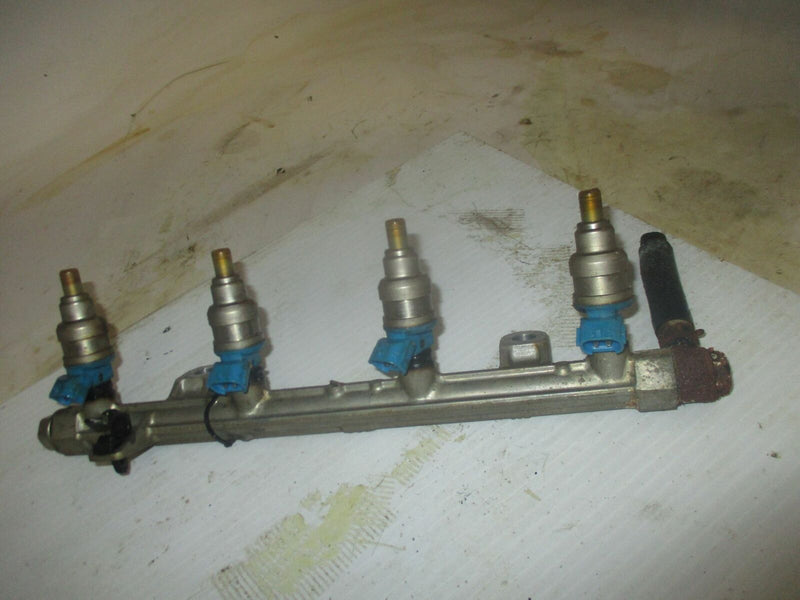 Suzuki DF70 70hp outboard fuel rail with injector set (15751-99E00)