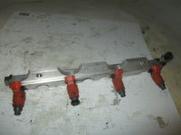 Load image into Gallery viewer, Suzuki DF140 140hp outboard fuel rail with injector set (15751-90J03)
