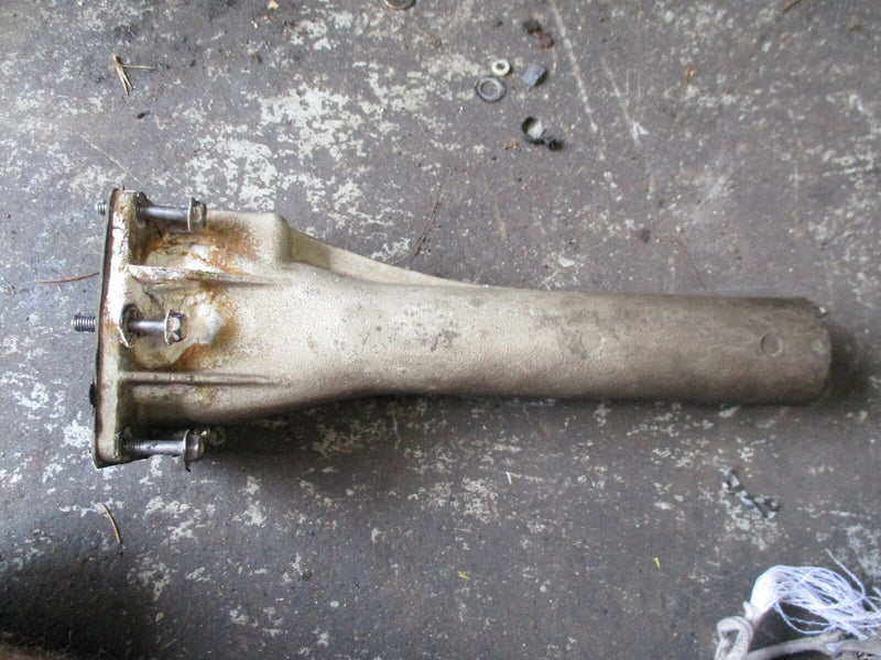 1996 Suzuki DT 40 2 stroke outboard exhaust manifold