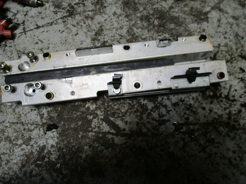 2001 Yamaha 200hp HPDI z200txrz outboard fuel rail set 68f-13161,68f-13171