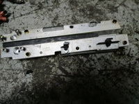 Load image into Gallery viewer, 2001 Yamaha 200hp HPDI z200txrz outboard fuel rail set 68f-13161,68f-13171
