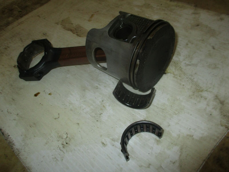 Yamaha OX66 225hp outboard port piston and rod (62J-11642-02-86)