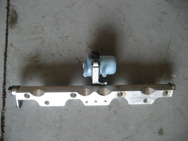 Suzuki Outboard DF 90 100 115 140 hp Fuel Rail Pipe Delivery 15750-90J00
