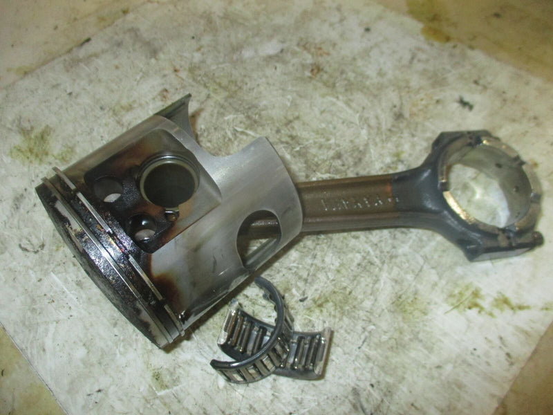 Yamaha HPDI VMAX 200hp outboard starboard piston and rod (6D0-11631-02-85)