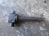 Load image into Gallery viewer, 2005 Suzuki DF250 outboard 4-stroke Ignition coil
