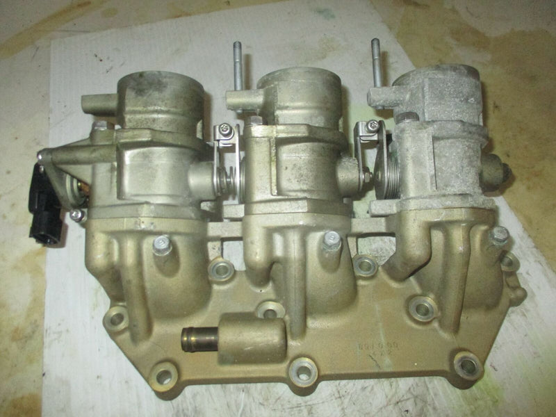 Mercury Yamaha 225hp 4 stroke outboard starboard intake manifold