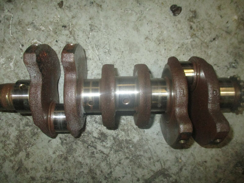 Suzuki DF30 30hp outboard crankshaft (12220-89J01)