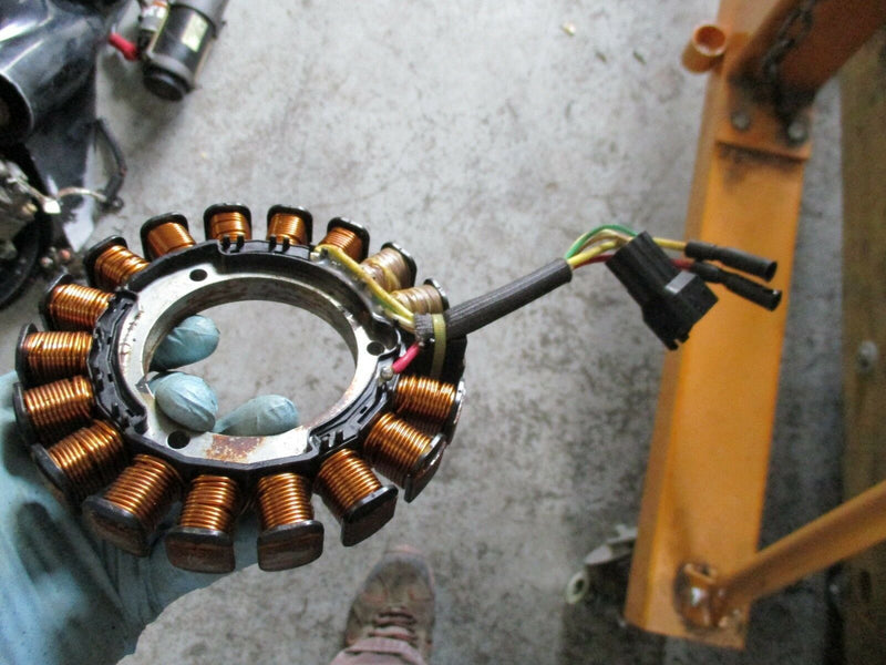 2004 Johnson/Suzuki 25hp 4 stroke outboard Stator 5034679