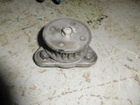 Load image into Gallery viewer, 2002 yamaha HPDI 200hp outboard driven gear 68f-11536-00-94
