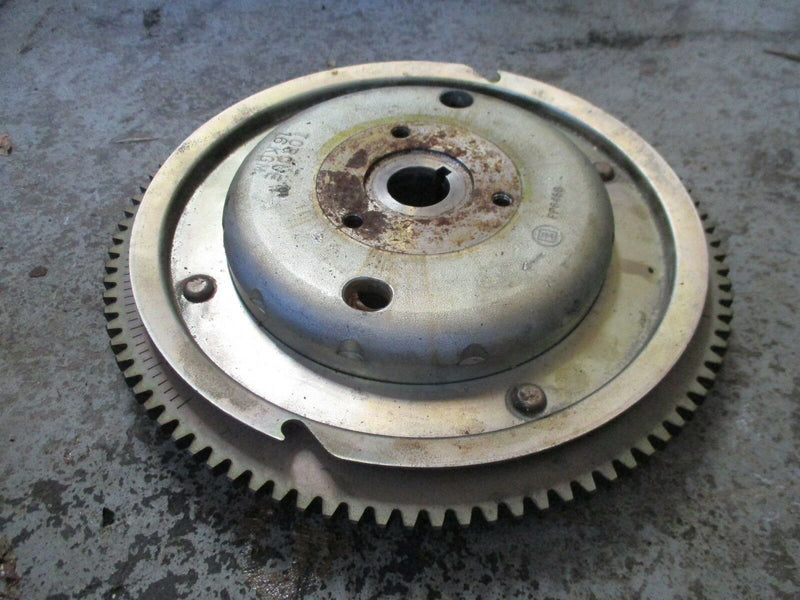 2001 Yamaha 70hp outboard flywheel 6h2-85550
