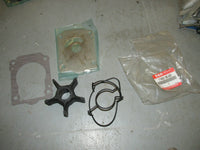 Load image into Gallery viewer, NEW Suzuki water pump kit 17400-96J00
