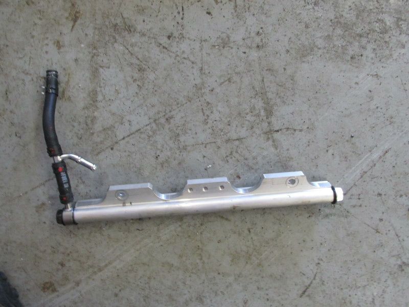 2007 Suzuki outboard DF 90 4-stroke fuel rail 15750-90J00