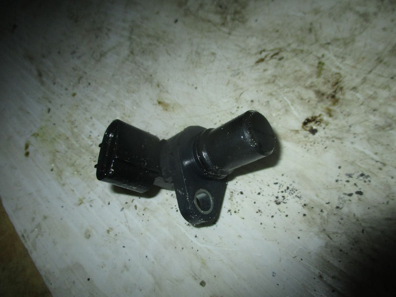 Suzuki DF175 175hp outboard CAM position sensor (33220-58J20)