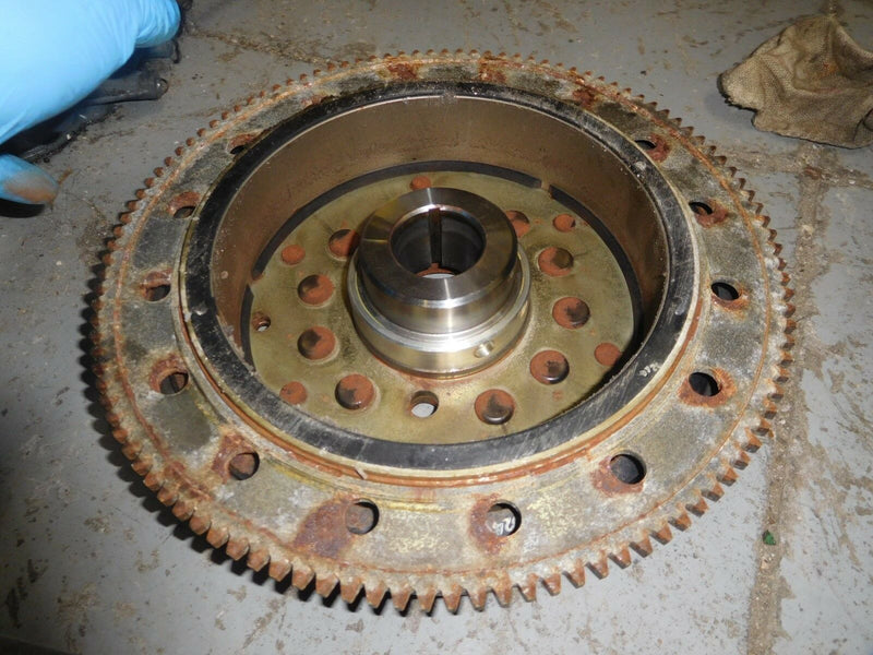 2000 yamaha 150 SWS OX66 V6 outboard flywheel 67h-85550-00-00