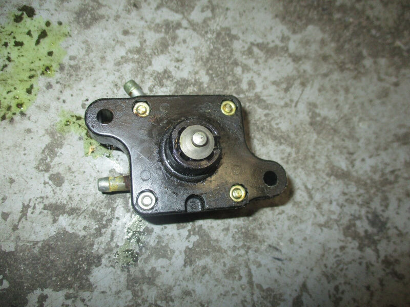 2003 Yamaha 4-stroke 8hp outboard fuel pump 68t-24410