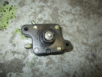 Load image into Gallery viewer, 2003 Yamaha 4-stroke 8hp outboard fuel pump 68t-24410
