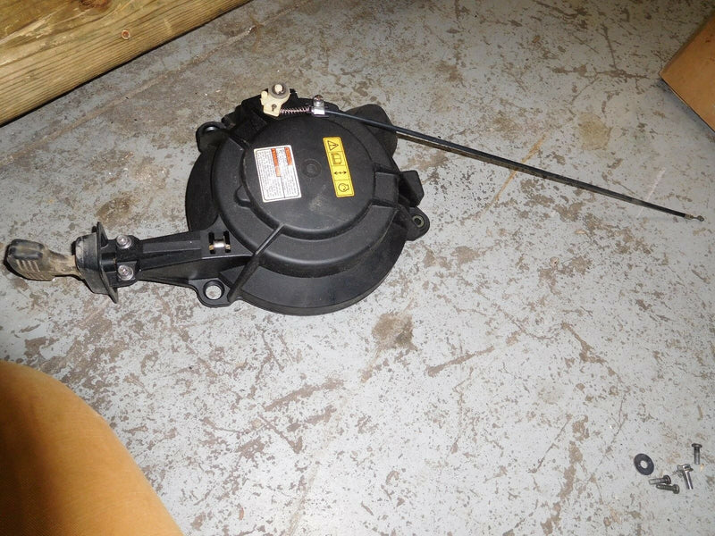 2000 Suzuki outboard DT 25C 02507-031023 manual rope pull start 18100-95D02