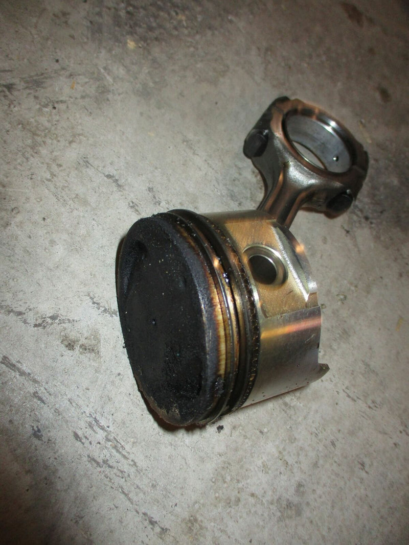 Suzuki DF70 70hp outboard piston and rod (12111-99E01)