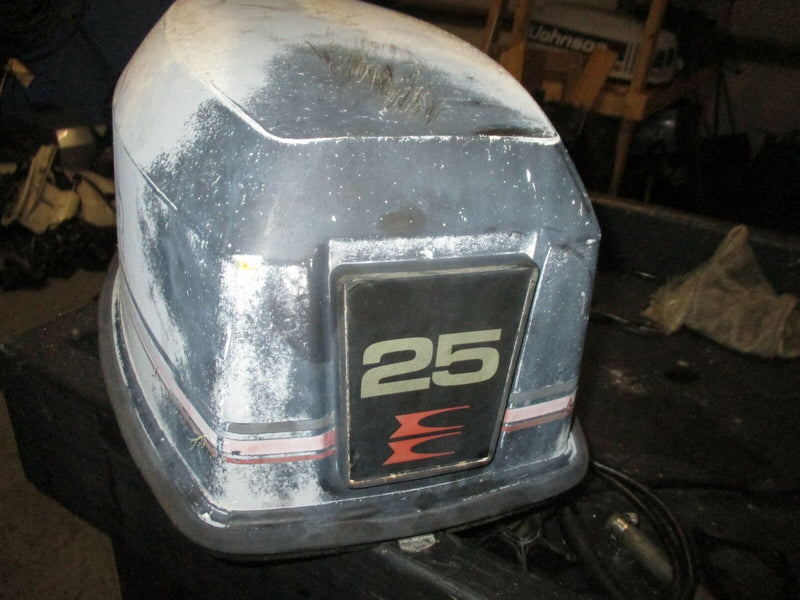 Evinrude Tracker 25hp outboard top cowling