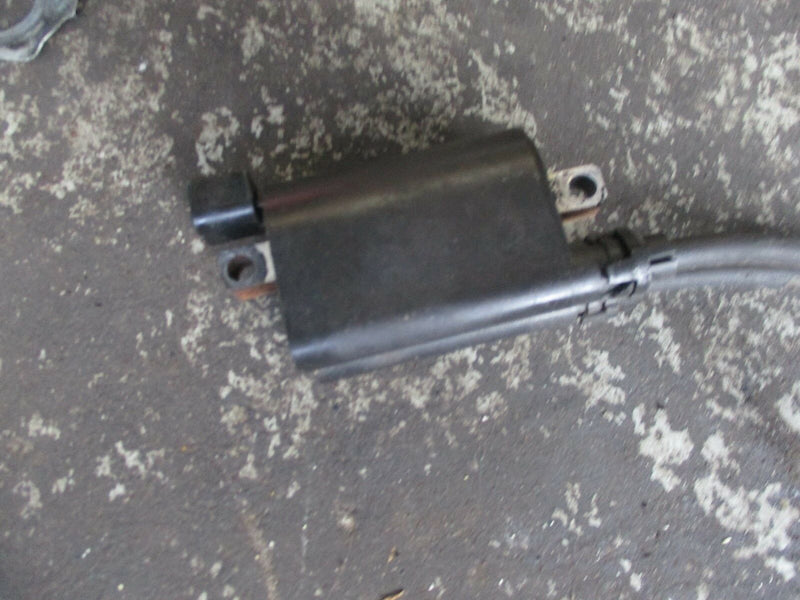 2002 Suzuki DF115 4 stroke outboard Ignition coil 2&3 33420-90j00