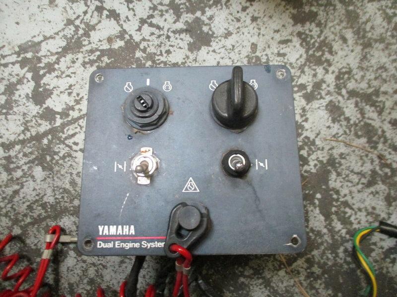 Yamaha outboard dual engine ignition switch missing one key