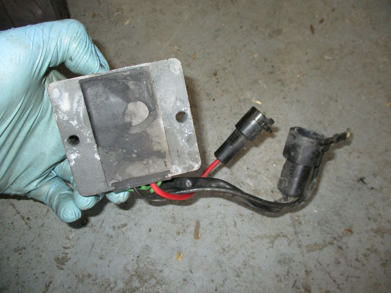 2001 outboard yamaha 115 TJRZ rectifier regulator
