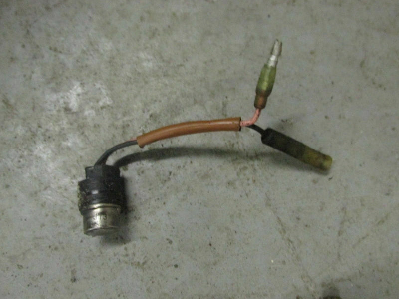 1998 Yamaha outboard 175hp carbureted S175TXRW thermo switch 688-82560-10-00