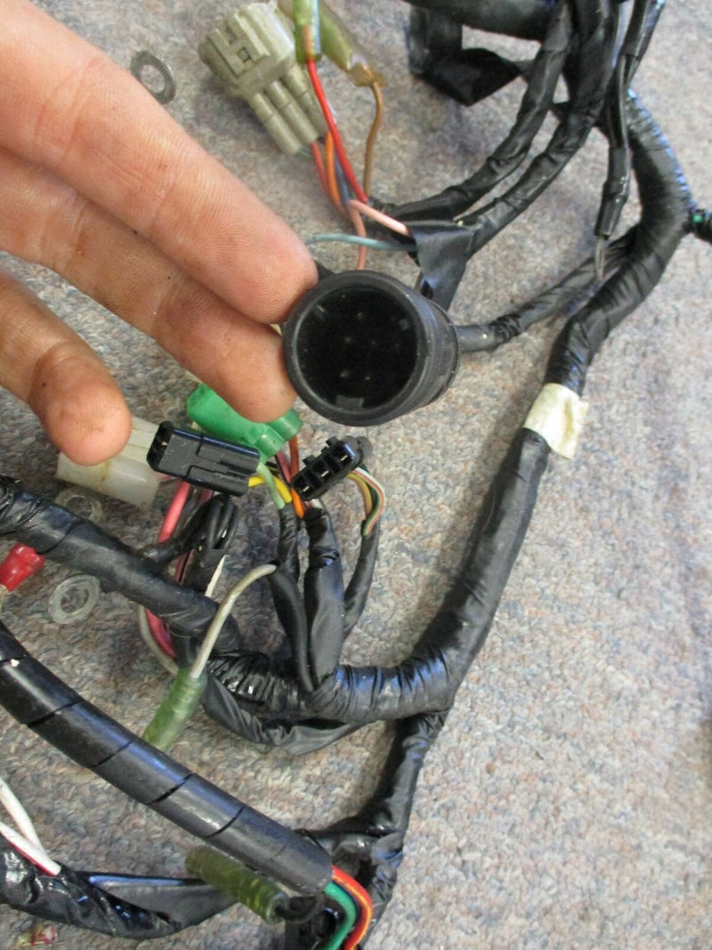 Suzuki DT200 200hp outboard engine wiring harness (36610-92E20)