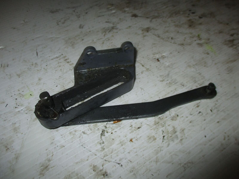 Yamaha 150hp VMAX outboard shift bracket