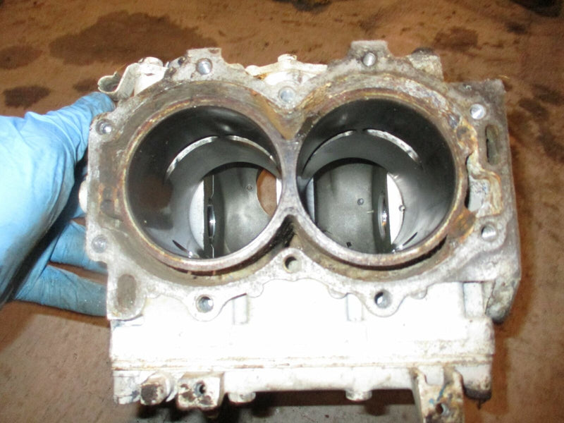 Johnson Seahorse 35hp outboard crankcase block