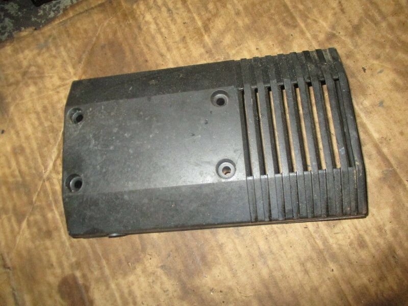 1994 yamaha 130hp 2-stroke outboard rectifier regulator cover 6r3-81942