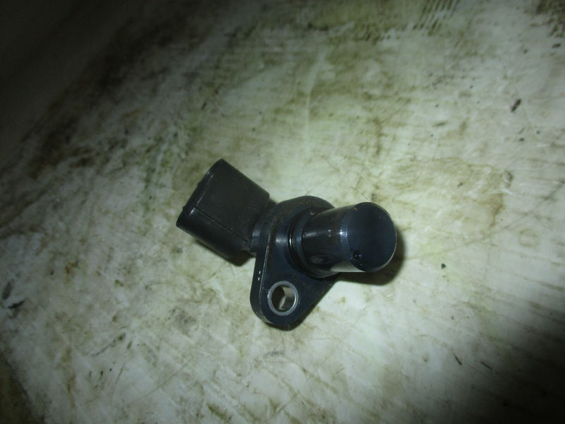 Suzuki DF140 140hp outboard CAM position sensor (33220-76G02)