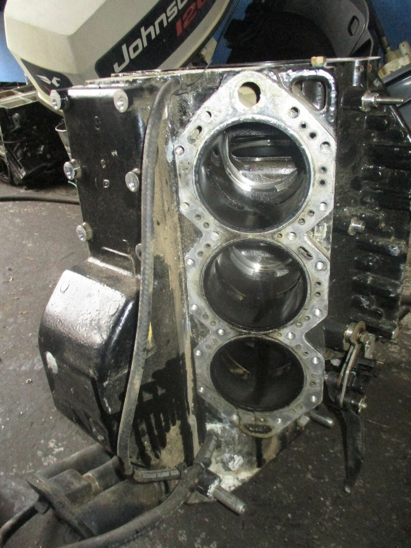 Evinrude Ficht 150hp outboard crankcase block