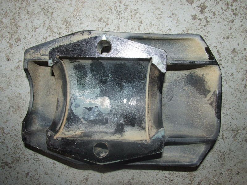 2002 Yamaha Outboard 200 VMAX OX66 VX200TLRA lower mount cover 66K-44553-00-NA