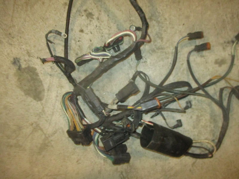 1998 Johnson Ficht 115hp 2-Stroke Outboard Wiring Harness 586266 (For Parts)
