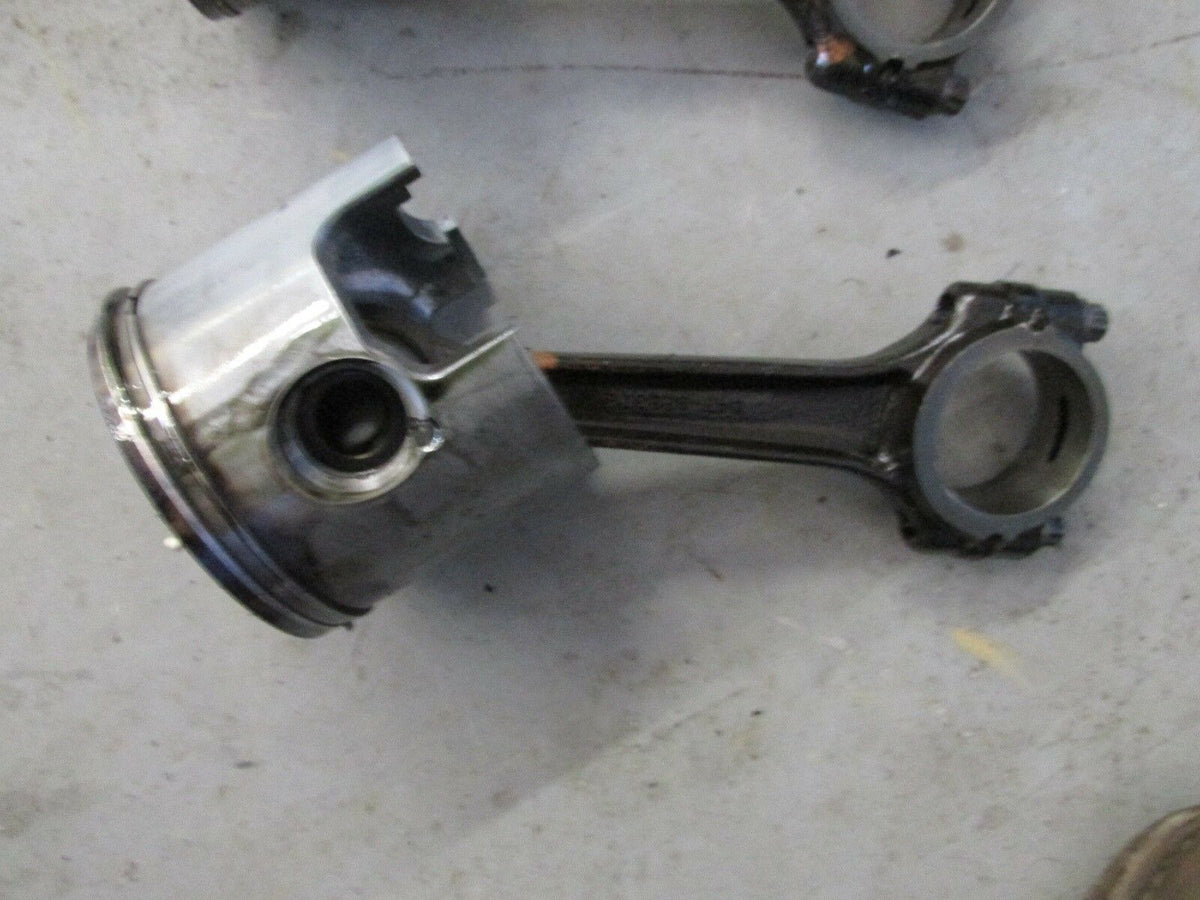 2000 Mercury Outboard 200XL Optimax OP 0T076109 starboard piston and rod 859297T