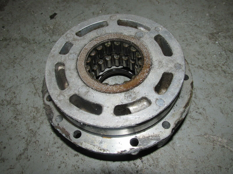 1990 Yamaha Outboard 2 Stroke 115hp ETLD crankshaft bearing carrier 6R3-15163-00
