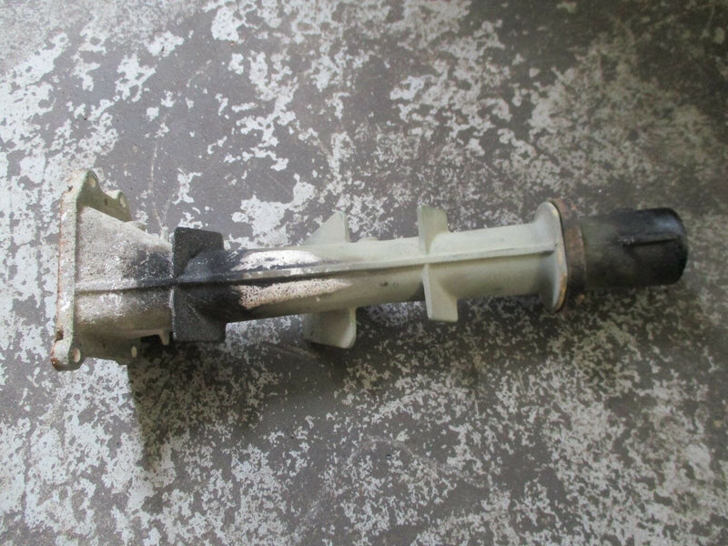 2001 Yamaha 15hp 2-stroke outboard exhaust manifold